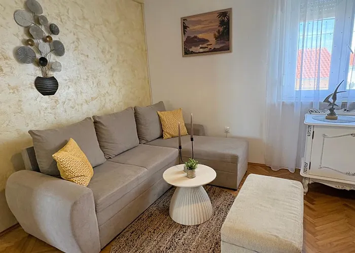 Apartment Jardin With Free Cowered Parking